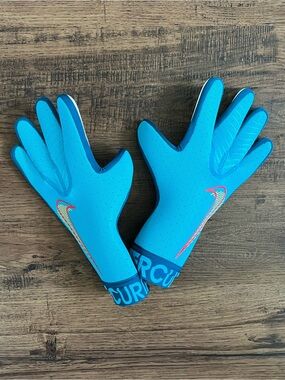 Nike Mercurial Touch Victory Goalkeeper Soccer Gloves ‘Aqua’ (size 9)